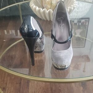 Jessica Simpson Black and Gray Platform Heels